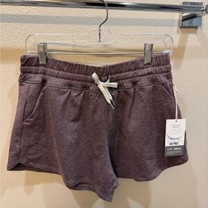 Vuorj Halo Performance Shorts 2.0 

NEW WITH TAGS
NEVER WORN